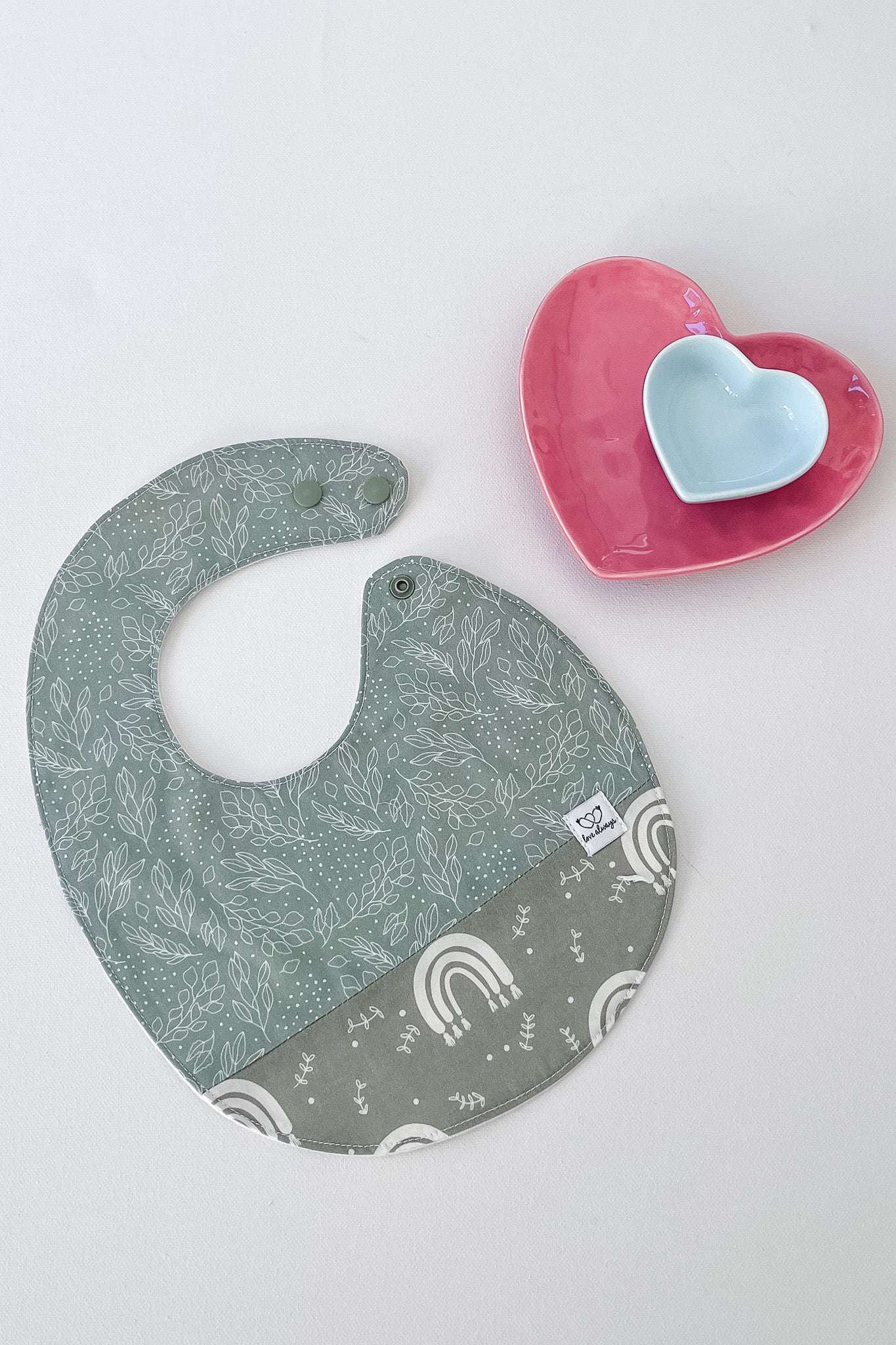 Olive Leaves Feeding Bib